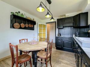B&B / Chambres d'hotes Chambre Verte avec Jardin partage pres du Puy-en-Velay - FR-1-582-498 : photos des chambres