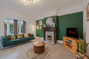 Central Banbury Stay Comfy and Spacious for groups 9 sleeps