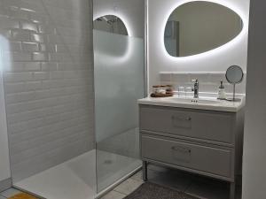 Chambres dhôtes avec piscine, cuisine et jardin à Messas - FR-1-590-488