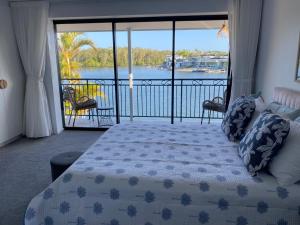 Serene Riverside Escape, Noosa Heads