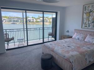 Serene Riverside Escape, Noosa Heads