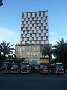 Beijing Hotel Vinh - by BAY LUXURY - Вінь