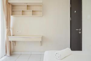 Spacious and Nice 2BR at Casa De Parco Apartment By Travelio