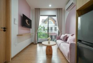 MOONLIT Suites Hotel by Luxe Paradise