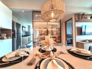 Flat Luxo Oasis do Mana 350m da praia, Polo Aquático-2Qts, 2Gar