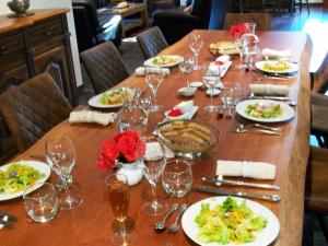 B&B / Chambres d'hotes Suite spacieuse avec bien-etre, parking, wifi, a Saint-Privat-d-Allier - FR-1-582-491 : photos des chambres