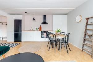 Viihtyisä kaksio keskuskentän vieressä