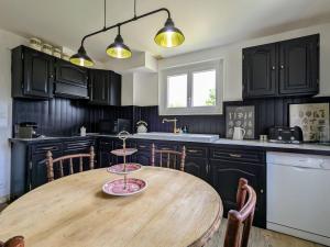 B&B / Chambres d'hotes Chambre Verte avec Jardin partage pres du Puy-en-Velay - FR-1-582-498 : photos des chambres
