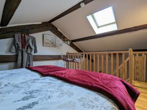B&B / Chambres d'hotes Ferme avec piscine couverte sur grand domaine - FR-1-582-515 : photos des chambres