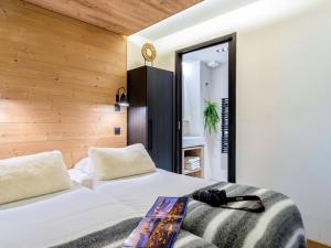 Appartements Appartement 4 pieces avec SPA et parking - Les Saisies - FR-1-810-11 : photos des chambres