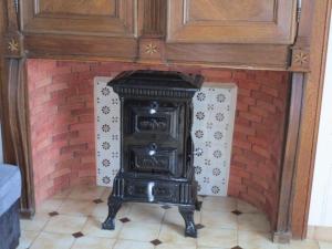 Maisons de vacances Maison familiale avec cheminee, jardin et WiFi a Esley, Vosges - FR-1-589-743 : photos des chambres