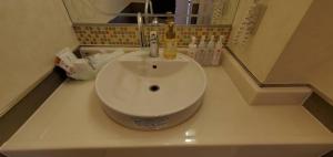 Hotel GOLF Tsunashima (Adult Only)