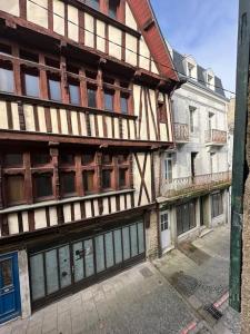 Maisons de vacances maison LE 3 haut de gamme centre historique : photos des chambres