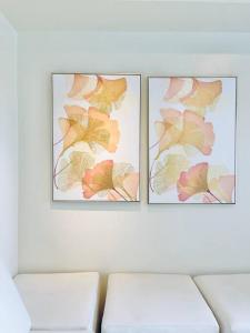 24 Modern 1-Bedroom Minimalist Sanctuary