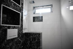 CASA BOX PREMIUM free garage 