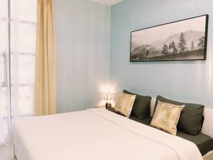 Otis at Midori, AS Fortuna, Cebu