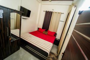 Krishna Kunj Homestay & Resort Ayodhya