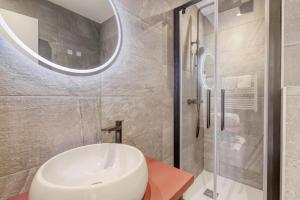 Hotels Anglade Hotel : photos des chambres