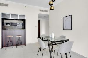 Marina Quays West, Dubai Marina - Mint Stay