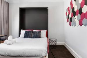 Colourwave Terrace - A Technicolor Poolside Stay