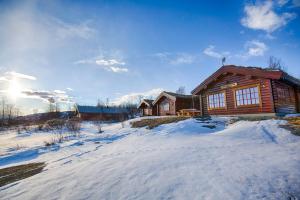 Perfectly Located Timber Cabin for 6-8 Guests