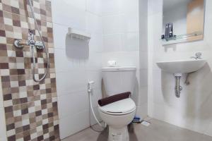 Best Deal and Comfortable 1BR The Alton Apartment By Travelio