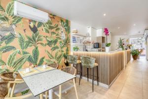 Hotels Anglade Hotel : photos des chambres