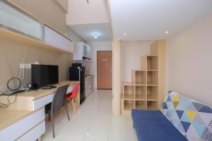 Comfy and Tidy Studio at Dave Apartment By Travelio