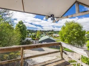 Stag Shack - Ohakune Holiday Home - Raetihi