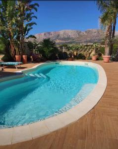 Villa Dora con piscina