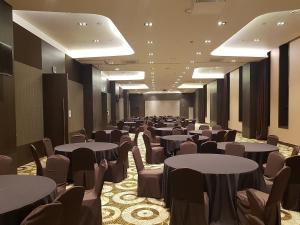Golden Harbor Hotel Pyeongtaek