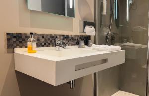 Hotels Logis hotel Restaurant Le Faisan Dore : photos des chambres