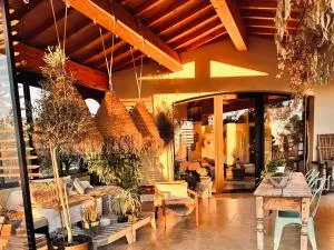 SIMPLE HOME - Laouque