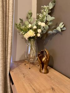 Centurion La Creme Apartments