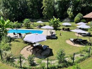 Hotels Chateau de Challanges : Pavillon Deluxe avec Piscine