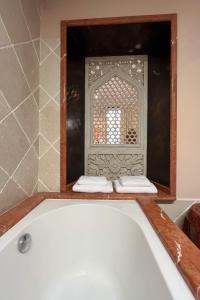 B&B / Chambres d'hotes Chambre d-Art : Chambre Lit Queen-Size Deluxe