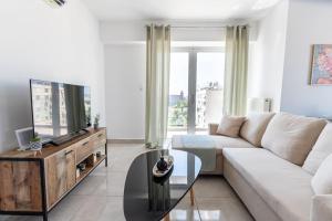 City-View Apartment by Piraeus Port - DRF2