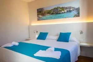 Cala Menorca - Es Canutells