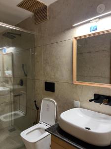 Heryk Hillview Hotel