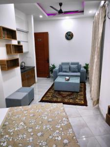 Stay Connect by Maggus