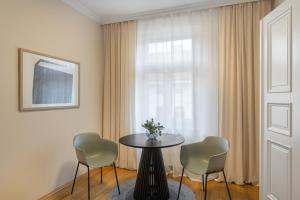 Hunger Wall Residence