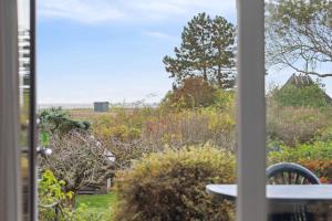 Cozy Summer House With View To The See And Nature