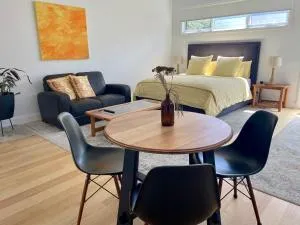 Port Fairy BNB - The Yellow Suite - 汉密尔顿