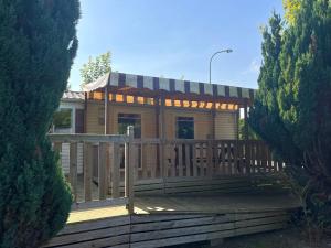 Campings Mobil-home 2 chambres PMR - Camping la Faloise : photos des chambres