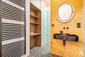 Cozy 1BR with Balcony and Workspace in Hollerich