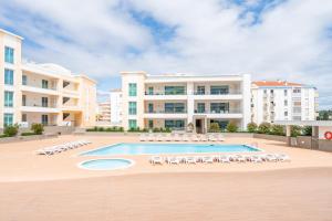 Lagos Marina View 4 With Pool by Homing