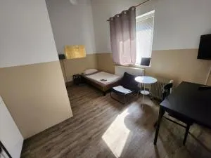 Studio-Apartments & möblierte Wohnungen für Monteure zentral in Mülheim an der Ruhr - مولهايم ان دير روهر