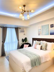 Vibe & Thrive at Studio unit in Avida Towers Riala Tower 2