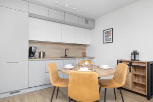 Szczeciński Apartament Kwiatkowskiego w Spokojnej Okolicy by Noclegi Renters