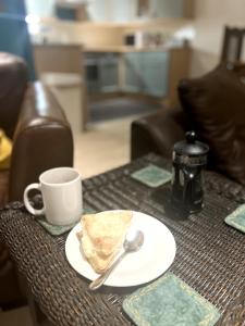 Grand Mill: Near to Shops, Attractions, Restaurant